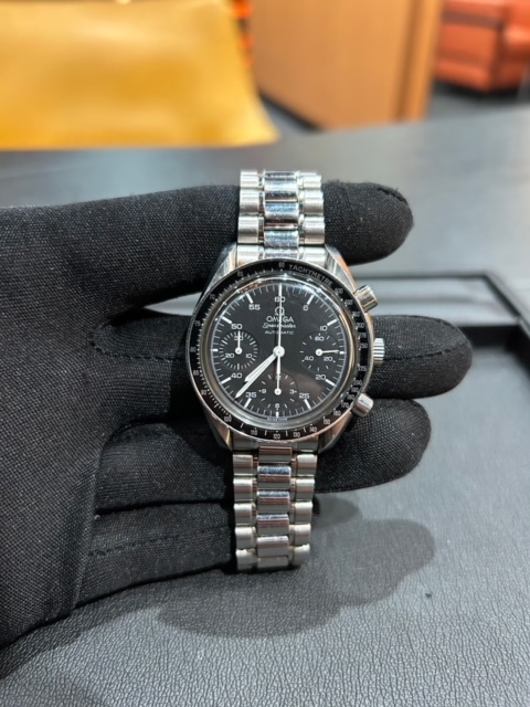 赤坂買取migliore(ミリオレ）買取実績　2月2４日　出張買取　OMEGA(オメガ）スピードマスター買取