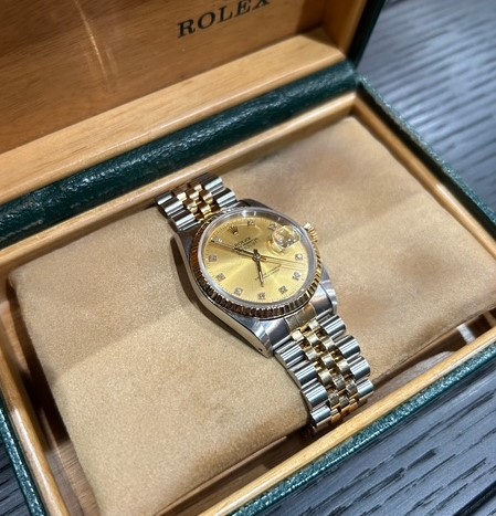 ROLEX買取強化中！赤坂買取migliore（ミリオレ）10月24日ROLEX デイトジャスト　16233G買取