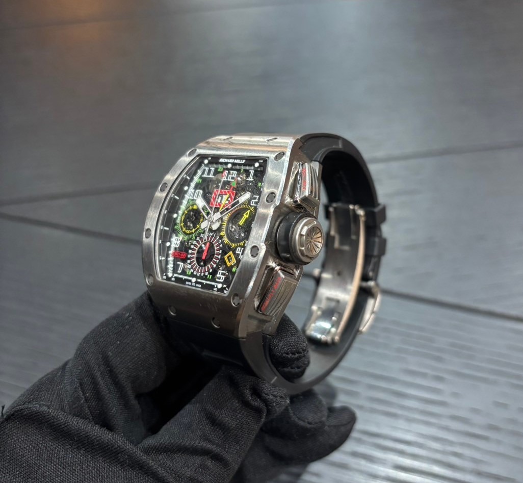 赤坂ブランド腕時計買取migliore（ミリオレ）2月17日　RICHARD MILLE(リシャールミル）RM11-02Ti買取　