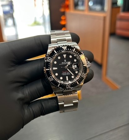 ROLEX買取強化キャンペーン実施中！赤坂ブランド腕時計買取migliore（ミリオレ）　2月22日　ROLEX　シードゥエラー12660買取